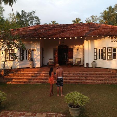 Bed and Breakfast Templeberg Walahanduwa Экстерьер фото