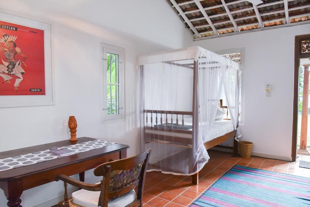 Bed and Breakfast Templeberg Walahanduwa Экстерьер фото