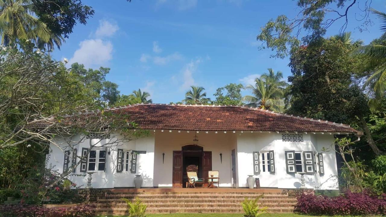 Bed and Breakfast Templeberg Walahanduwa Экстерьер фото